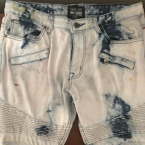 Blue acid washed jeans